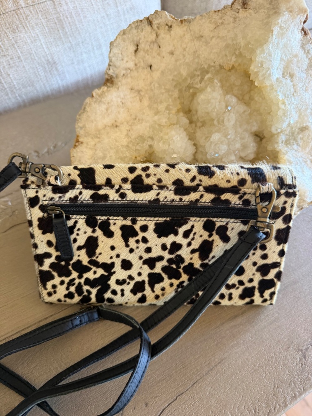 Myra Bag Influence Design Crossbody Wallet Handbag Animal Hair Boho Leather EUC - Picture 3 of 4